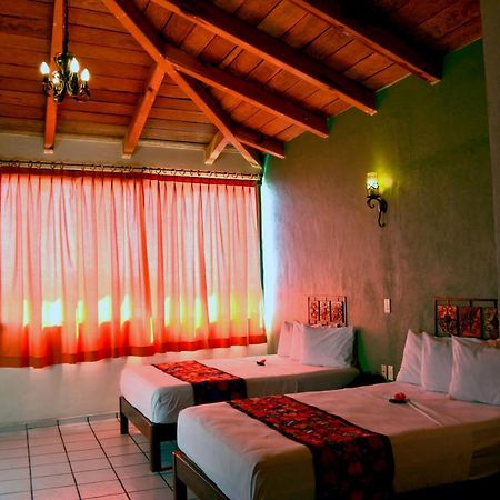 Hotel Aldama Colima Extérieur photo