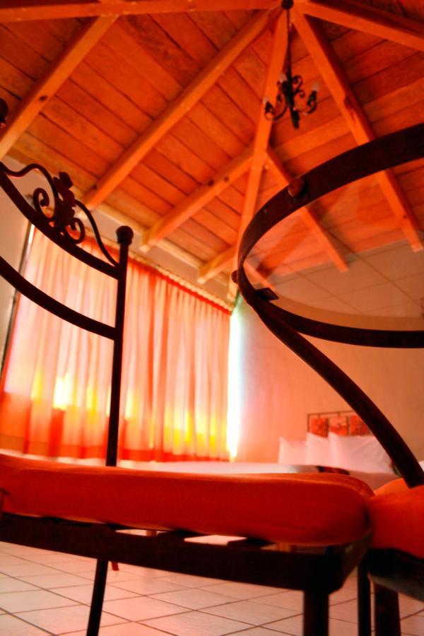 Hotel Aldama Colima Extérieur photo