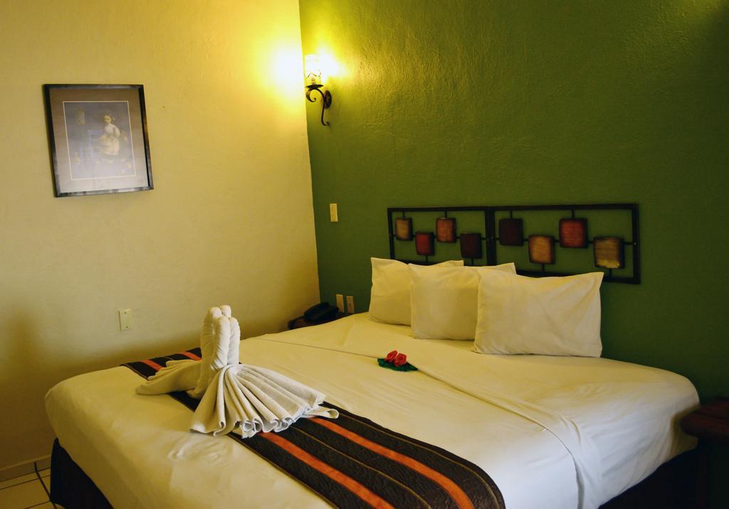 Hotel Aldama Colima Chambre photo