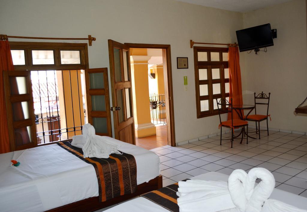 Hotel Aldama Colima Chambre photo